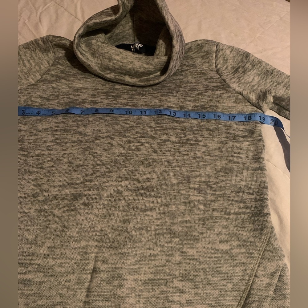 Lands End Small grey funnel neck warm sweater made with OEKO-TEX faux wrap - Picture 7 of 8